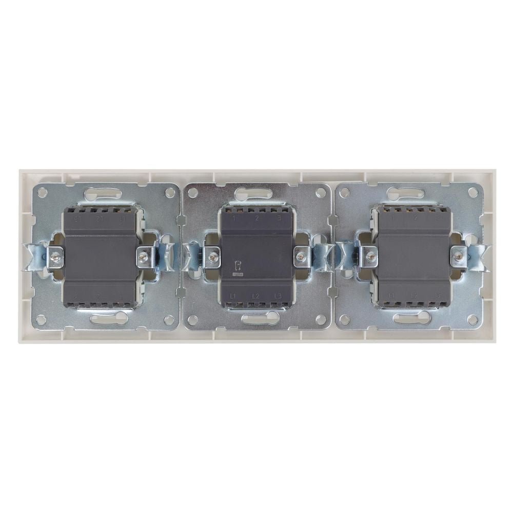 Wechselschalterkombination Zweifachwippe und 2 x Schalter, 10 A, 250 V, weiß.