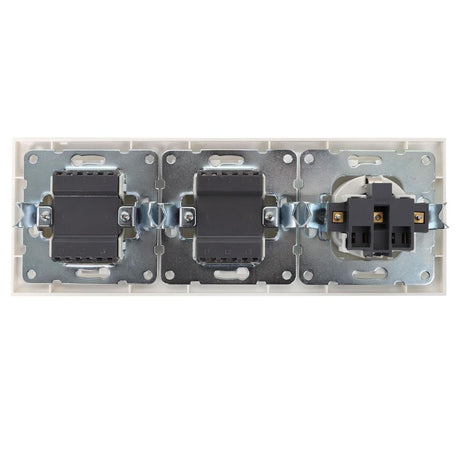 Schutzkontakt-Steckdose mit 2 x Aus- Wechselschalter, 16 A, 250 V, weiß.