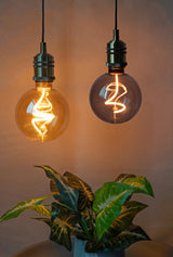 LED Filament Leuchtmittel, YARN GLOBE, Amber, Globe G125, E27, 4.9W, 200lm, 1800K, dimmbar.
