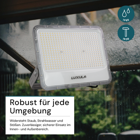 LED-Fluter, 300 W, 4000 K (neutralweiß), 37500 lm, grau, IP65.