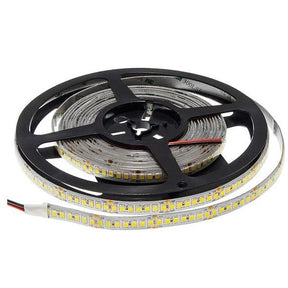 LED-Streifen, 10500 lm, 24V, weiß, 196 LEDs/m, 5m, IP65.