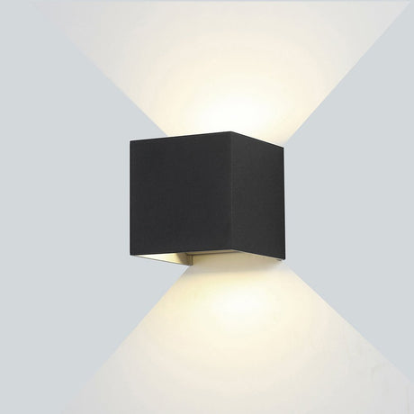 LED Wandleuchte, 12 W, IP54, 1320 lm, 3000K, schwarz.