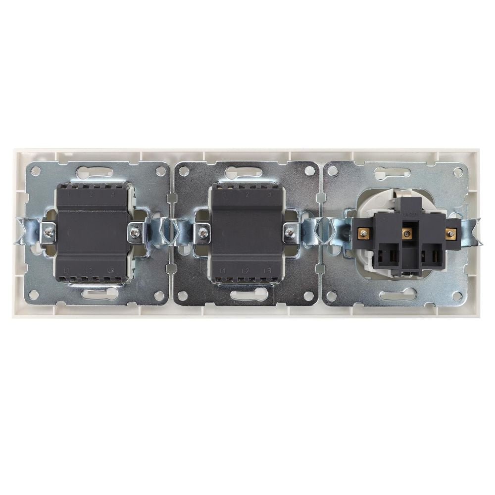 Schutzkontakt-Steckdose mit 2 x Aus- Wechselschalter, 16 A, 250 V, weiß.